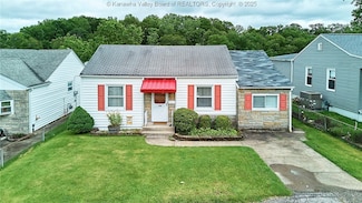 908 Overlook Way, Charleston, WV 25309
