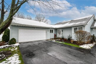 2375 Port Williams Dr Unit 2375, Stow, OH 44224