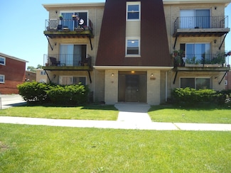 7041 99th St Unit 1, Chicago Ridge, IL 60415