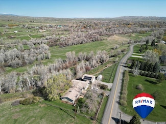 2021 Hillcrest Dr, Lander, WY 82520
