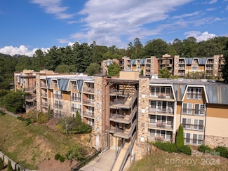 218 Bowling Park Rd, Asheville, NC 28803