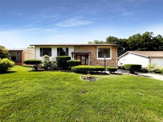 1836 Roseview Ln, Saint Louis, MO 63138
