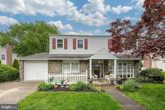 2613 Caranel Rd, Broomall, PA 19008