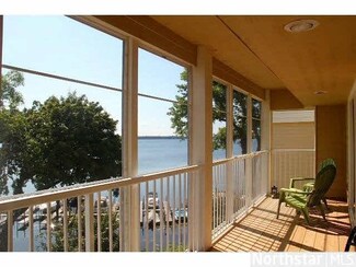 2400 Interlachen Rd Unit 115, Spring Park, MN 55384