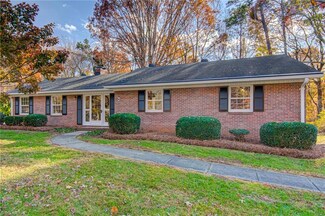 3956 Chilton Dr, Winston Salem, NC 27106