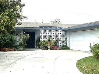 3051 Madeira Ave, Costa Mesa, CA 92626