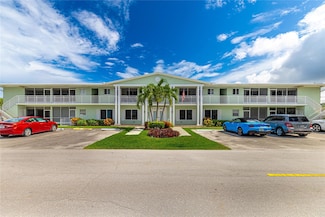 2100 NE 38th St Unit 216, Lighthouse Point, FL 33064
