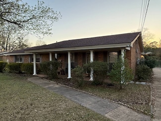 812 Dumont Dr, Montgomery, AL 36109