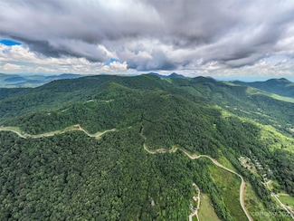 99999 Summit View Dr Unit 6, Canton, NC 28715