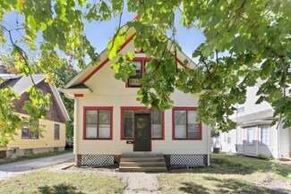 1207 N Hickory St, Champaign, IL 61820