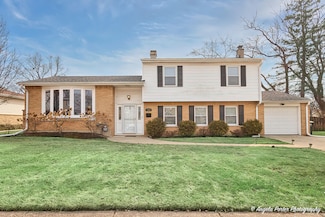 1365 E Norman Dr, Palatine, IL 60074