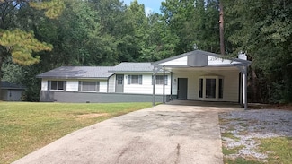 37 Oak Crest Dr, Laurel, MS 39440