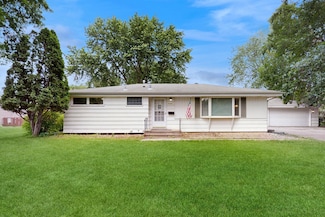 4200 Overlook Dr, Bloomington, MN 55437