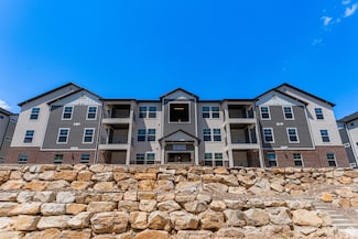 898 Hemsworth Way Unit Q304, Saratoga Springs, UT 84045