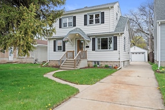4638 N River Park Blvd, Milwaukee, WI 53209
