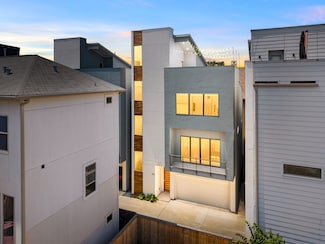 4112 Feagan St, Houston, TX 77007