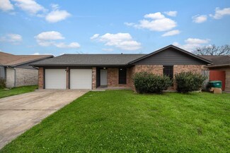 4215 Steep Rock Dr, Pasadena, TX 77504