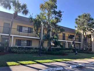 1806 Meadows Cir W, Boynton Beach, FL 33436