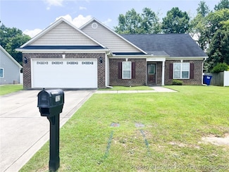142 Crestwood Ln, Raeford, NC 28376