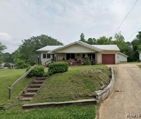 121 10th St NW, Fayette, AL 35555