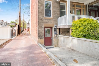 429 Shepherd St NW Unit 2, Washington, DC 20011