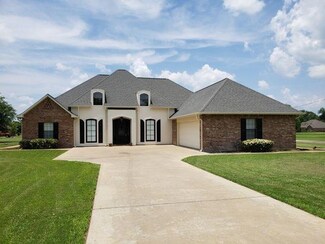 3008 Charrier St, Mansura, LA 71350