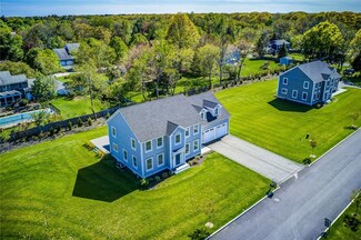 3 Fox Run, Cranston, RI 02921