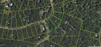 34,35,36 Skyline Dr, Canadensis, PA 18325