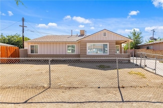 44226 2nd St E, Lancaster, CA 93535