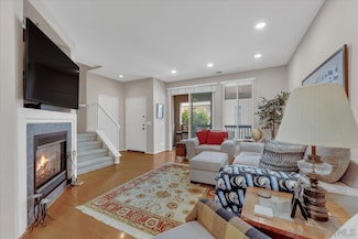 938 Camino de la Reina Unit 79, San Diego, CA 92108