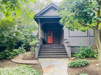 5 Buckingham Place, Cambridge, MA 02138