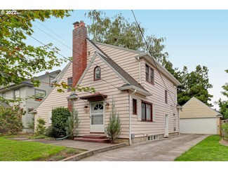 547 NE Royal Ct, Portland, OR 97232