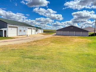 200-208 E North St, Pearl City, IL 61062