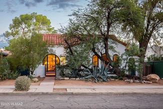 2422 E 1st St, Tucson, AZ 85719