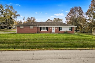 711 S Camden St, Richmond, MO 64085