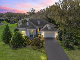 5144 Grove Manor, Lady Lake, FL 32159