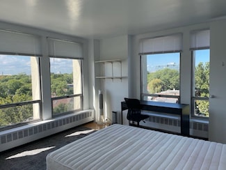 1401 E 55th St Unit 701N, Chicago, IL 60615