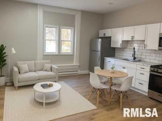 500 S Douglas Ave Unit B, Springfield, IL 62704