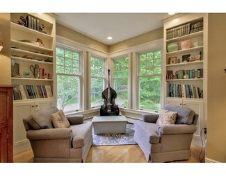 42 Sam Cobb Ln, Princeton, MA 01541