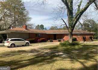 8 Roundtree St, Statesboro, GA 30458