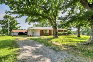 1749 Whitson Bend Rd, Centerville, TN 37033