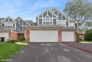 627 Kingsbridge Dr Unit 2, Carol Stream, IL 60188