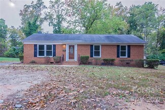 4818 Delivau Dr, Charlotte, NC 28215