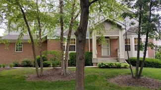 1317 Leonard Dr Unit 44, Schaumburg, IL 60193