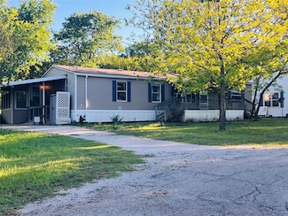 421 W Cedar St, Arlington, TX 76011