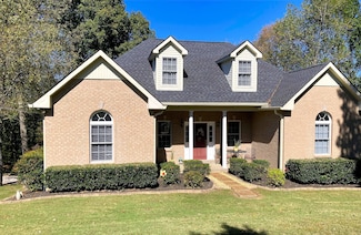 1225 Meeks Cemetery Rd, Burns, TN 37029