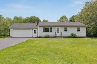 109 Hearn Rd, Saco, ME 04072