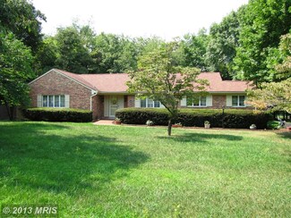 6106 Brooklyn Bridge Rd, Laurel, MD 20707