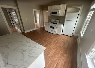 18 Fairbanks St Unit 3, Worcester, MA 01610