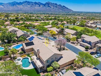 10728 N Glen Abbey Dr, Tucson, AZ 85737